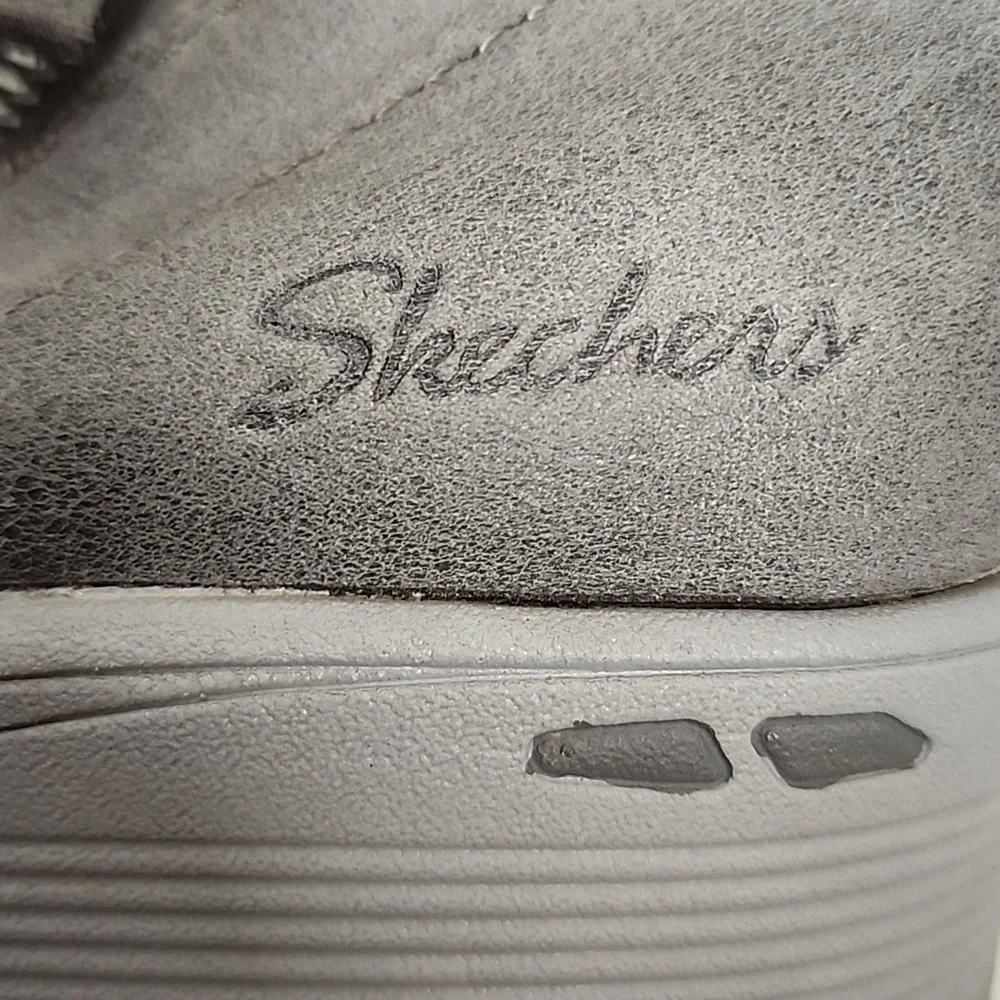 Skechers Air-cooled Memory Foam Womens Platform Sz 6 Gray Ankle Booties